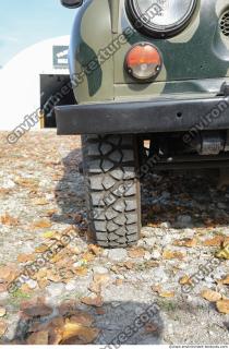 vehicle combat tire wheel 0001